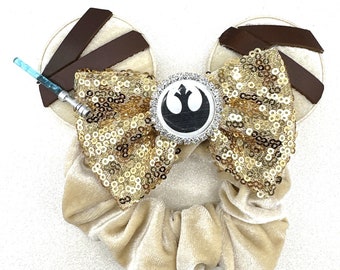 Star Wars Rey Inspired Scrunchie/ Star Wars Scrunchie