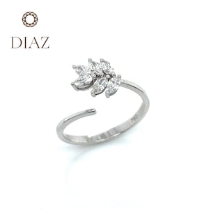 Diamond Flower Cluster Ring · Diamond Engagement Rings · Vintage Diamond Flower Rings · Cocktail Ring · Anniversary Rings