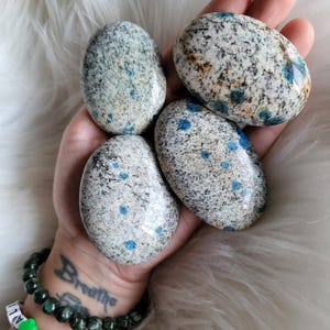 K2 Jasper Crystal Palmstone