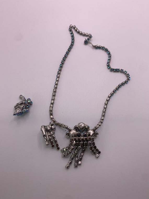 Vintage Blue Rhinestone Necklace and earrings (un… - image 3