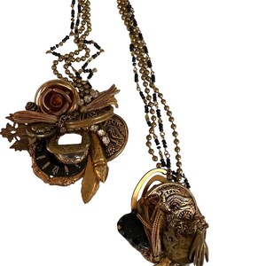Maximal vintage double chain brooch