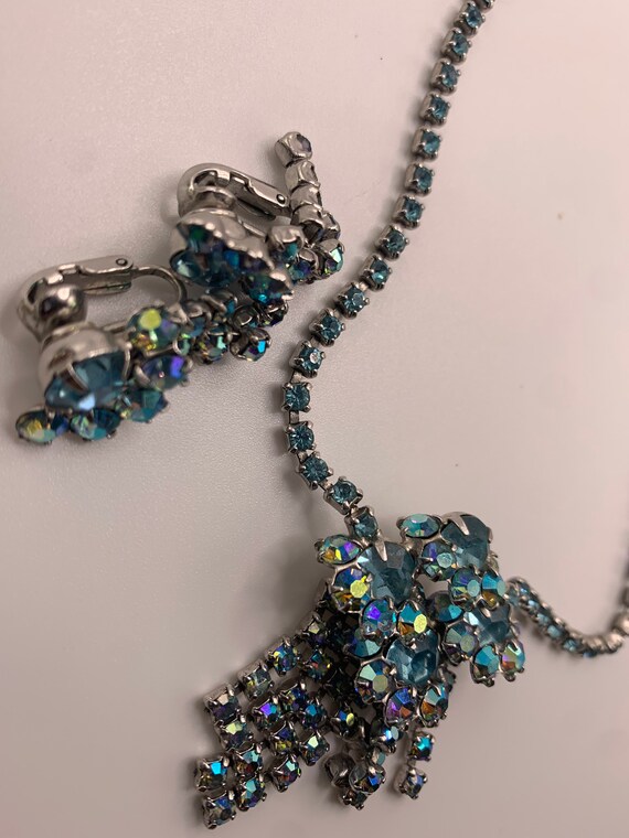 Vintage Blue Rhinestone Necklace and earrings (un… - image 4