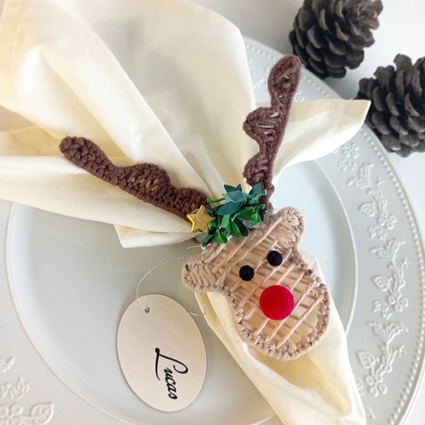 Custom reindeer napkin ring, place card holder. Custom christmas gift and favor.