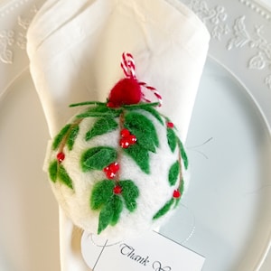 Christmas Ornament Serviettenring, benutzerdefinierte Tischkartenhalter. Tischdekoration Weihnachten. Kundenspezifisches Weihnachtsgeschenk. Nadelfilz Serviettenring.