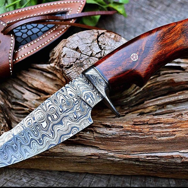 Couteau de chasse couteau Damas avec gaine couteau à lame fixe fait à la main couteau Bowie couteaux pour hommes Groomsmen cadeau cadeaux personnalisés