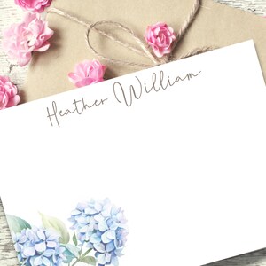 Biglietti d'auguri con ortensia blu/Set personalizzato da 15/Carta da lettere piatta o piegata con buste/Eleganti biglietti di ringraziamento floreali, formato A2