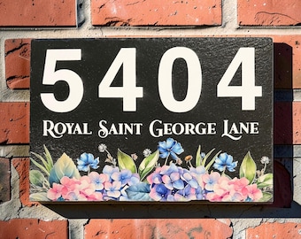 Letreros de pizarra personalizados para casas: personalizados con su dirección y su elección entre 8 diseños florales a todo color. Aprox. 30 cm x 20 cm (12" x 8").