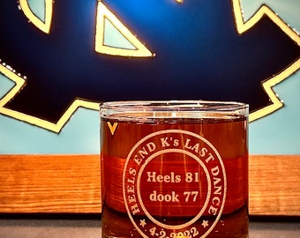 Verre à rocaille non neuf, « K's Last Dance », talons Carolina Tar Heels, Blue Devils, basketball universitaire, jeu de rivalité