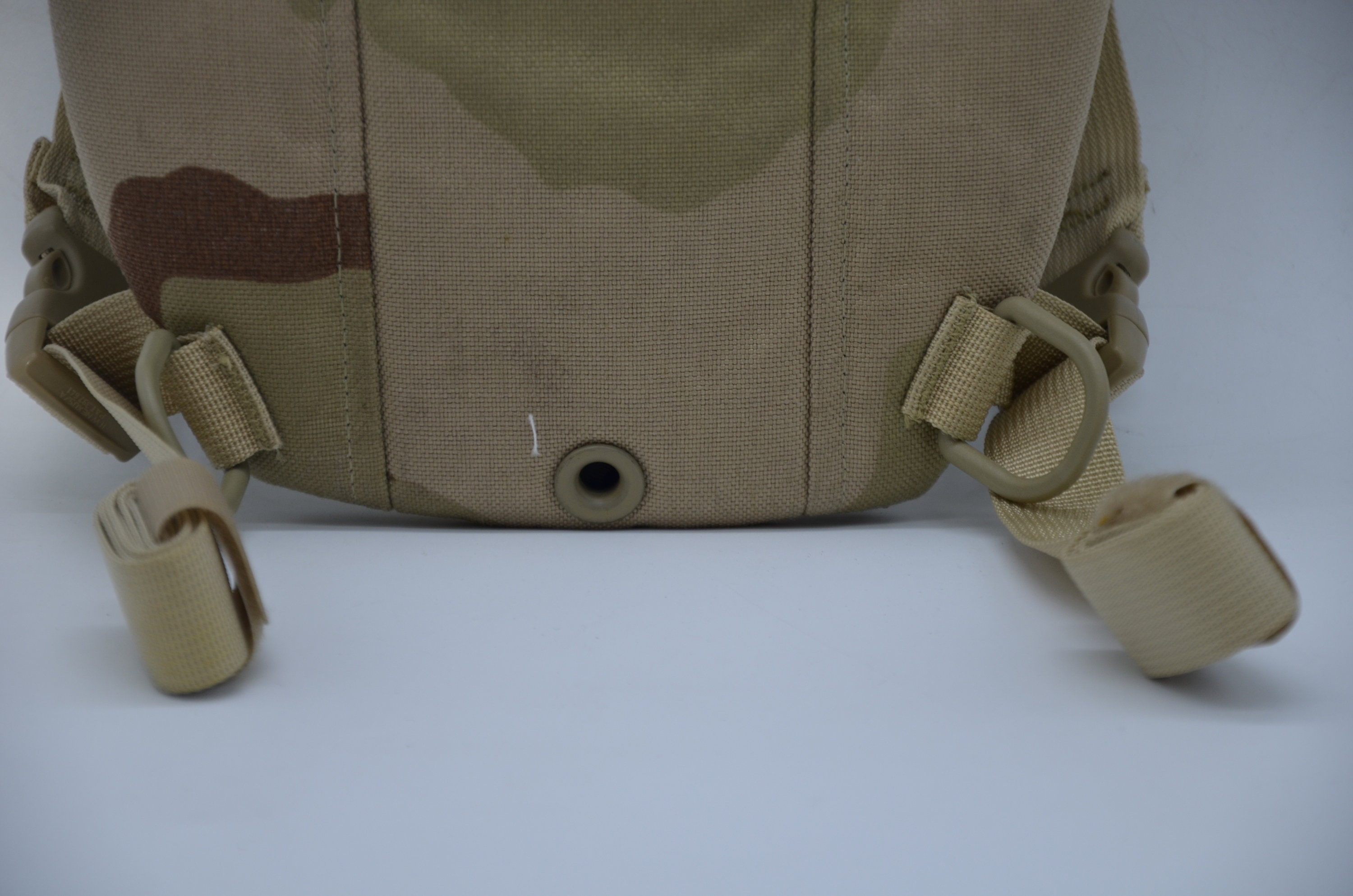 American Camelbak 3L, US Army Tri-desert Camo Camelbak