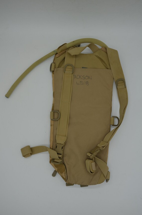 3L camelbak militaire rugzak in woestijncamouflage Brits leger hydro reishydratatiesysteem militair overschot 3 1 Etsy Nederland