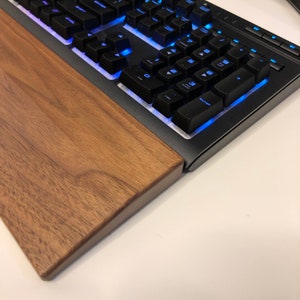 Wrist Assist | Keyboard Wrist Rest | Hand rest | Palm Rest | Mechanical Keyboard | Desk Accessories | Desktop Decoration | Walnut | Camphor