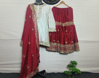 Bestickter Pailletten Salwar Kameez: Pakistanischer Hochzeitsanzug