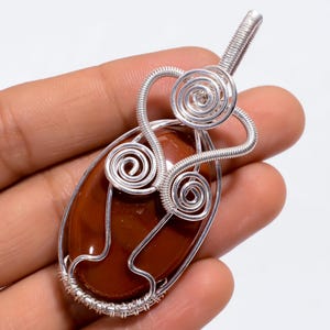Carnelian Wire Wrapped Pendant Necklace – Handmade Copper Wire Wrap Carnelian Gemstone Jewelry – Healing Crystal Gift for Her