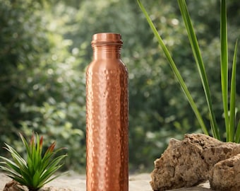 Botella de cobre martillado de 1 litro, botella de agua Ayurveda 100% de cobre puro, vaso de cobre puro, jarra de agua de cobre con textura martillada.