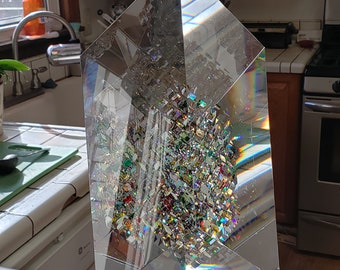 Stellar Reach glass sculpture by JON KUHN