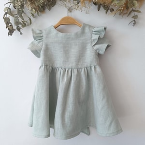 Robe de fille de fleur avec larc, fille de robe de linge rustique, robe boho de filles de printemps, linge de fille de bébé de mariage de robe, bébé de robe de fille de fleur. image 10