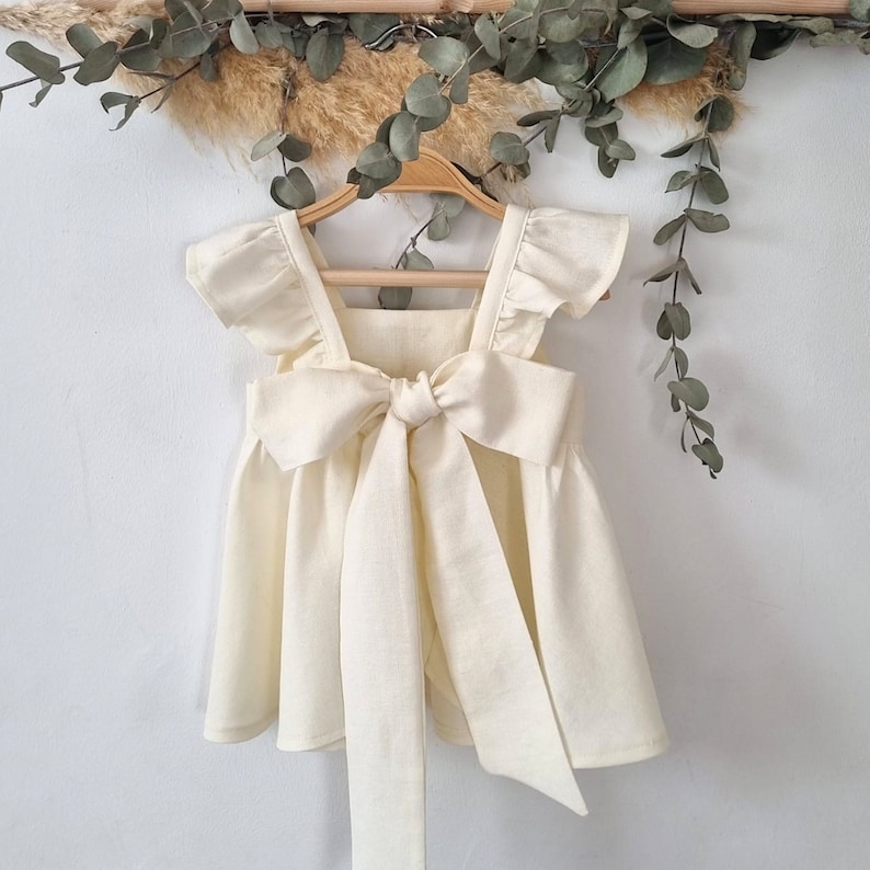 Robe de fille en terre cuite, fille de robe en lin rustique, robe de photographie Boho, robe rouille pour fille, fille de robe boho, fille de robe dété. dress beige