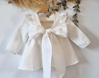 Flower girl dress white, boho 1st birthday, rustic flower girl dress, photoshoot dress, ivory flower girl dress linen.