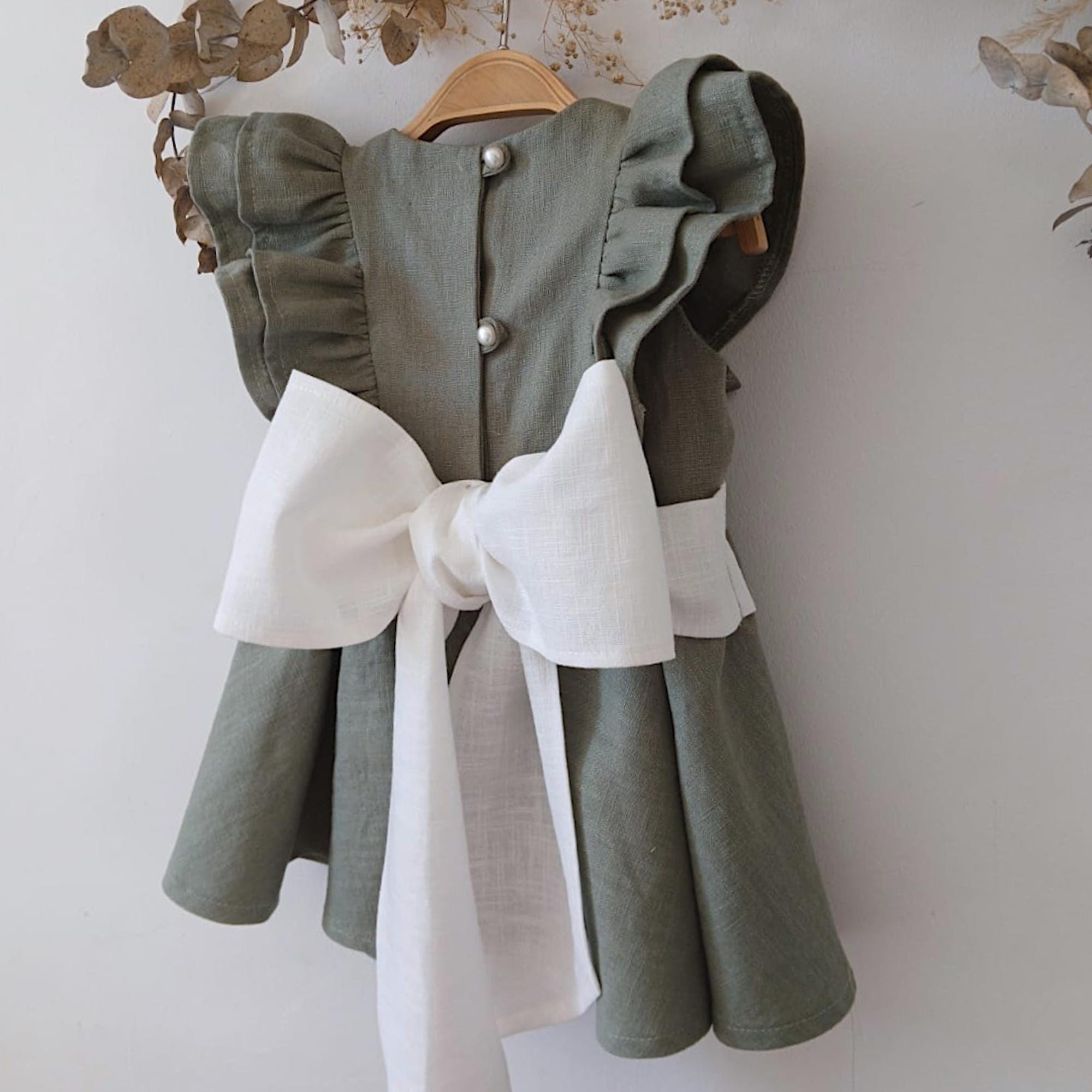 Flower girl dress green, Newborn baby dress, Baby wedding dress, flower girl dress toddler, Cake smash outfit girl.