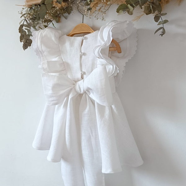 Robe de baptême en lin blanc, robe Bubble bébé fille, robe baptême baptême lin boho, Baby wedding romper, Cake smash boho tenue.