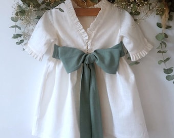 Abito da ragazza di fiori Avorio, abito salvia, abito di lino per bambini, abito da sposa per bambini, abito da battesimo per bambini, primo compleanno, prendisole bianco.