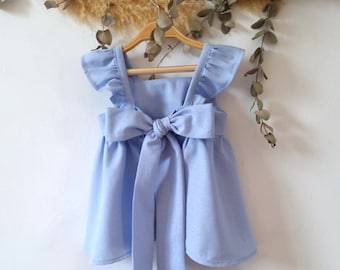 Robe de fille de fleur en lin bleu, robe d’occasion spéciale pour bébé fille, robe bleue pour bébé fille boho, vêtements pour bébés filles nouveau-nés.