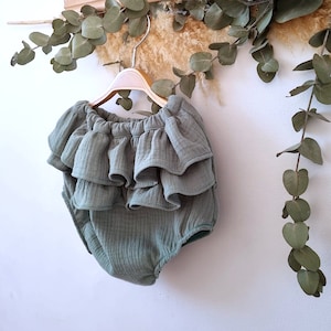 Baby girl dress 1st birthday green, green gauze dress with bishop sleeves, girls muslin dress with ruffles, dress girl spring boho. bloomers green