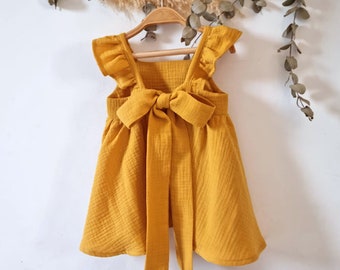 Robe en mousseline pour les filles, robe moutarde bébé fille, robe boho bébé fille rustique, robe fleur bébé fille.