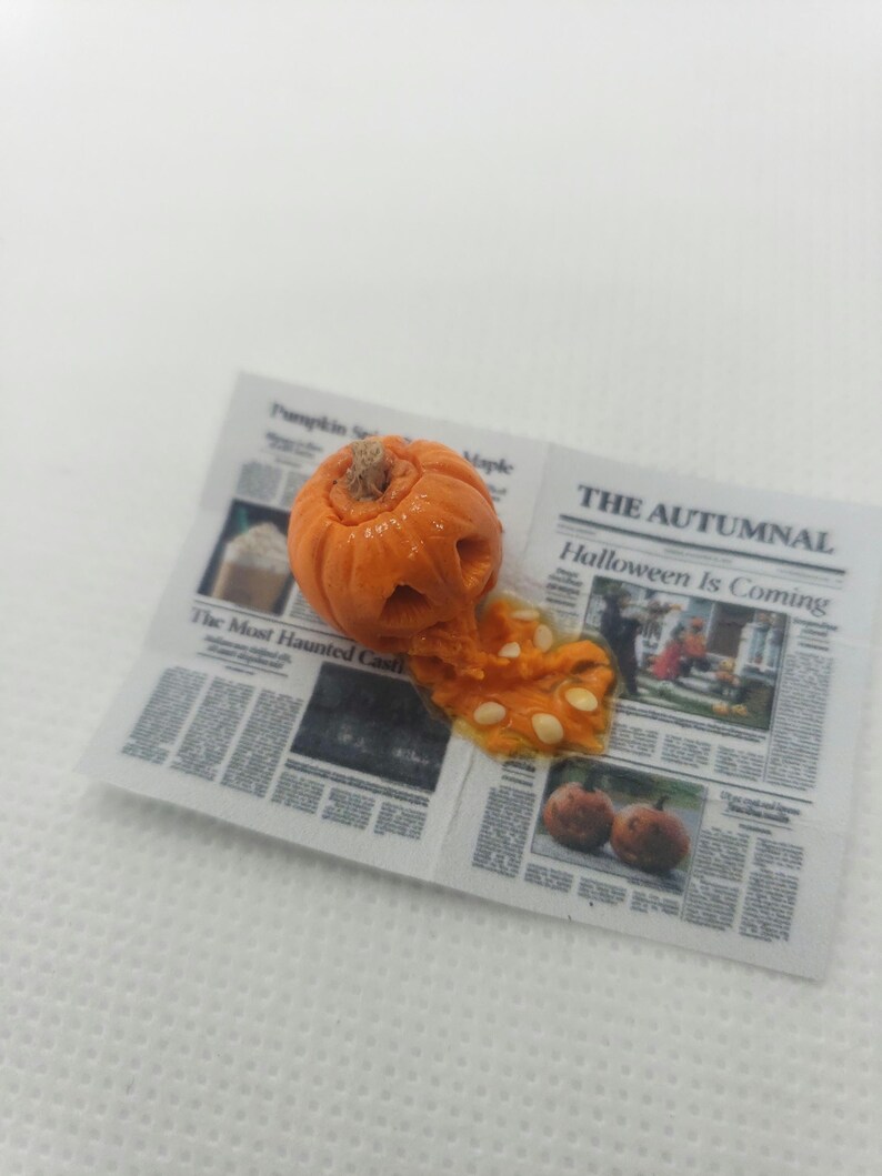1:12 Scale Dollhouse Miniature Carved Pumpkin Jack O Lantern Display - Etsy