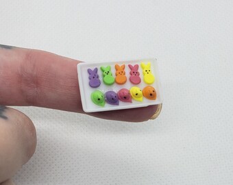 1:12 Dollhouse Easter Peeps