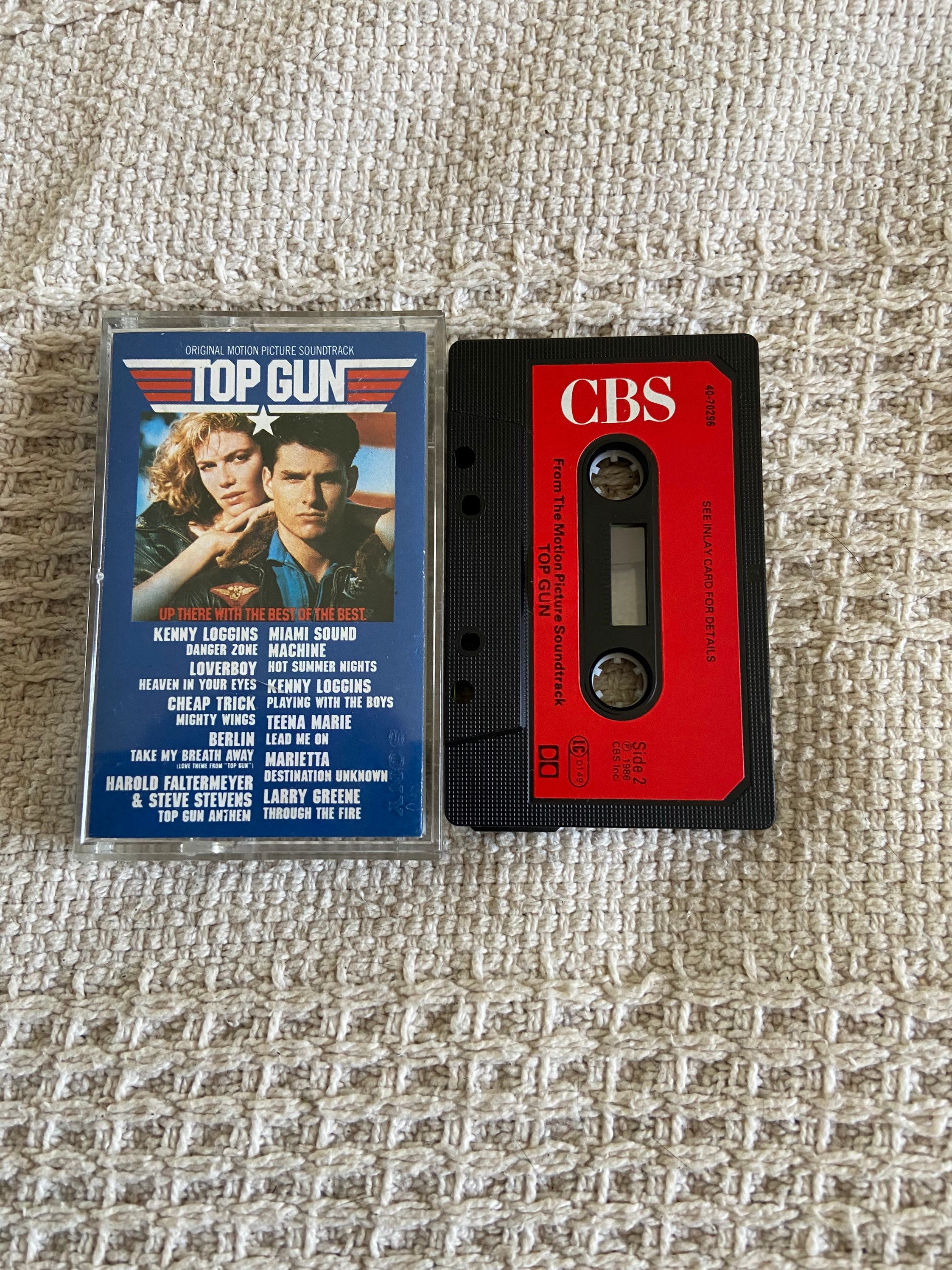 TOP GUN オリジナルサウンドトラック カセットテープ トップガン UK オリジナルサウンドトラック カセットテープ - Etsy 日本