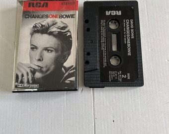 David Bowie change la cassette One Bowie