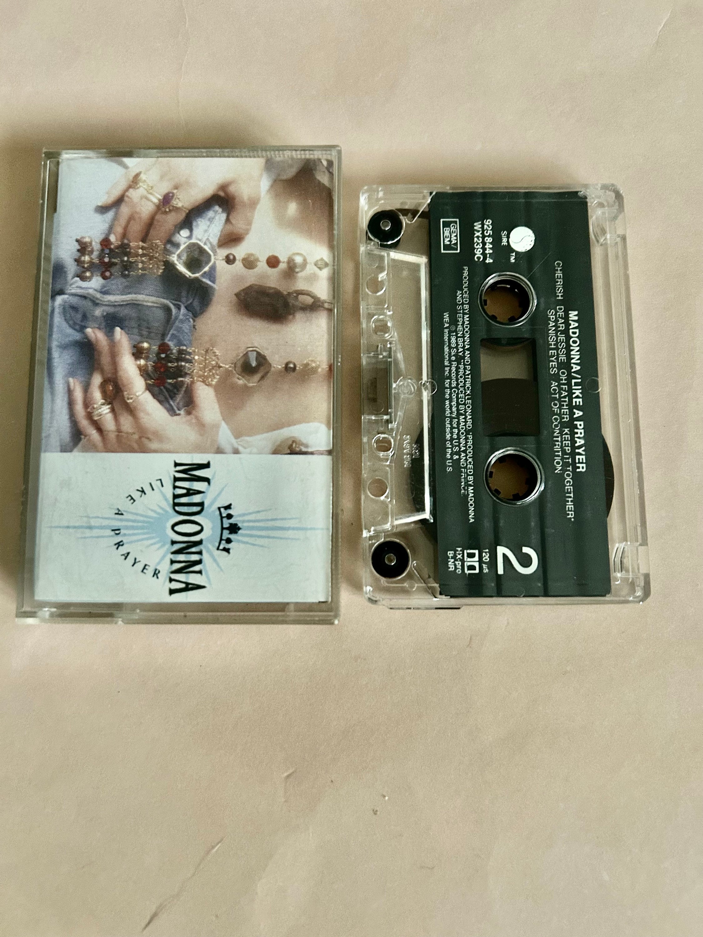ポスター☆MADONNA／マドンナ／ライク・ア・ヴァージン／木枠／キャンバス地 ポスター☆MADONNA／マドンナ／ライク・ア・ヴァージン／木枠