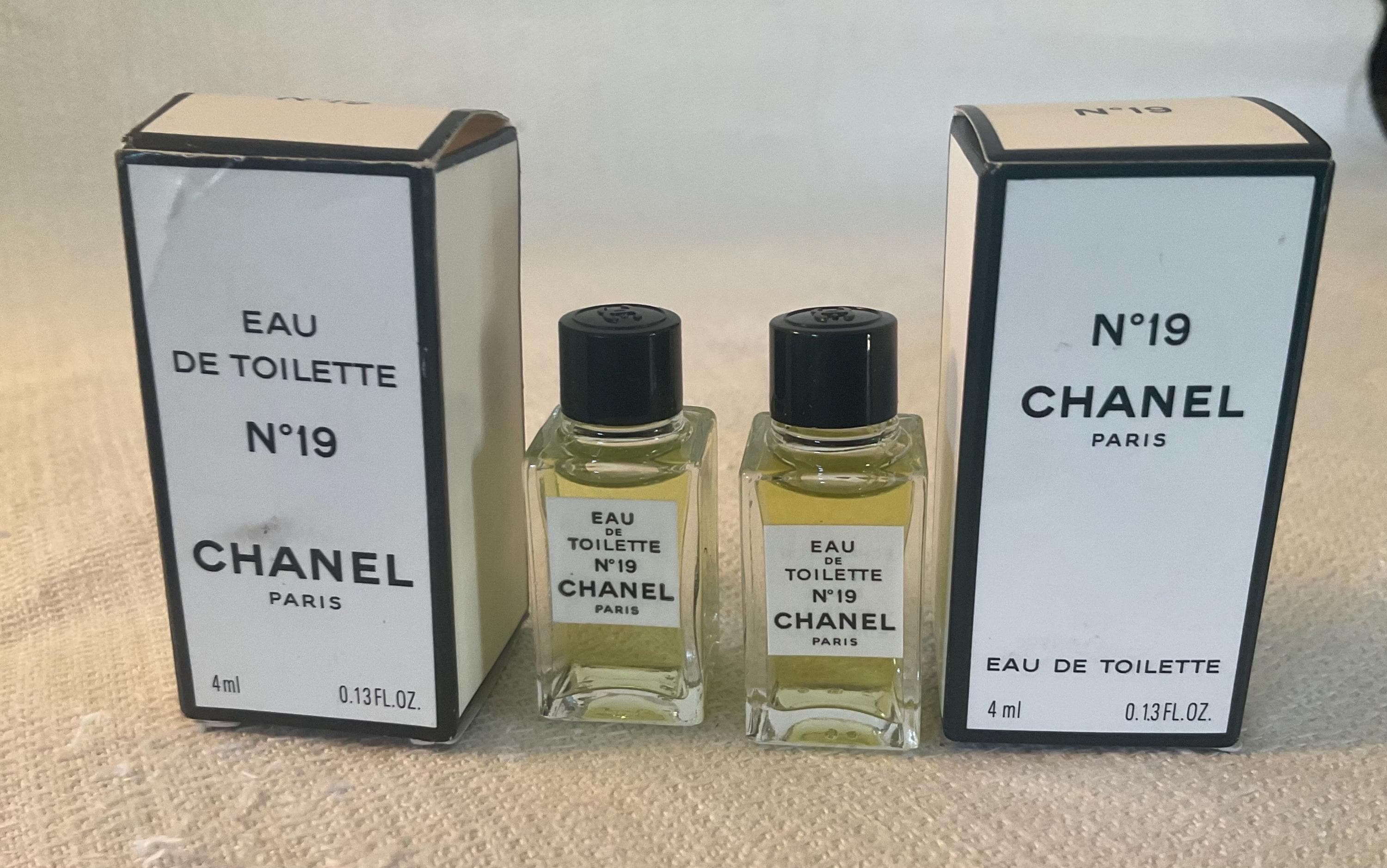 未使用CHANEL香水 N°19 14ml2本 7.5ml4本セット Amazon.co.jp: CHANEL(シャネル) No.19 香水 7.5ml : ビューティー