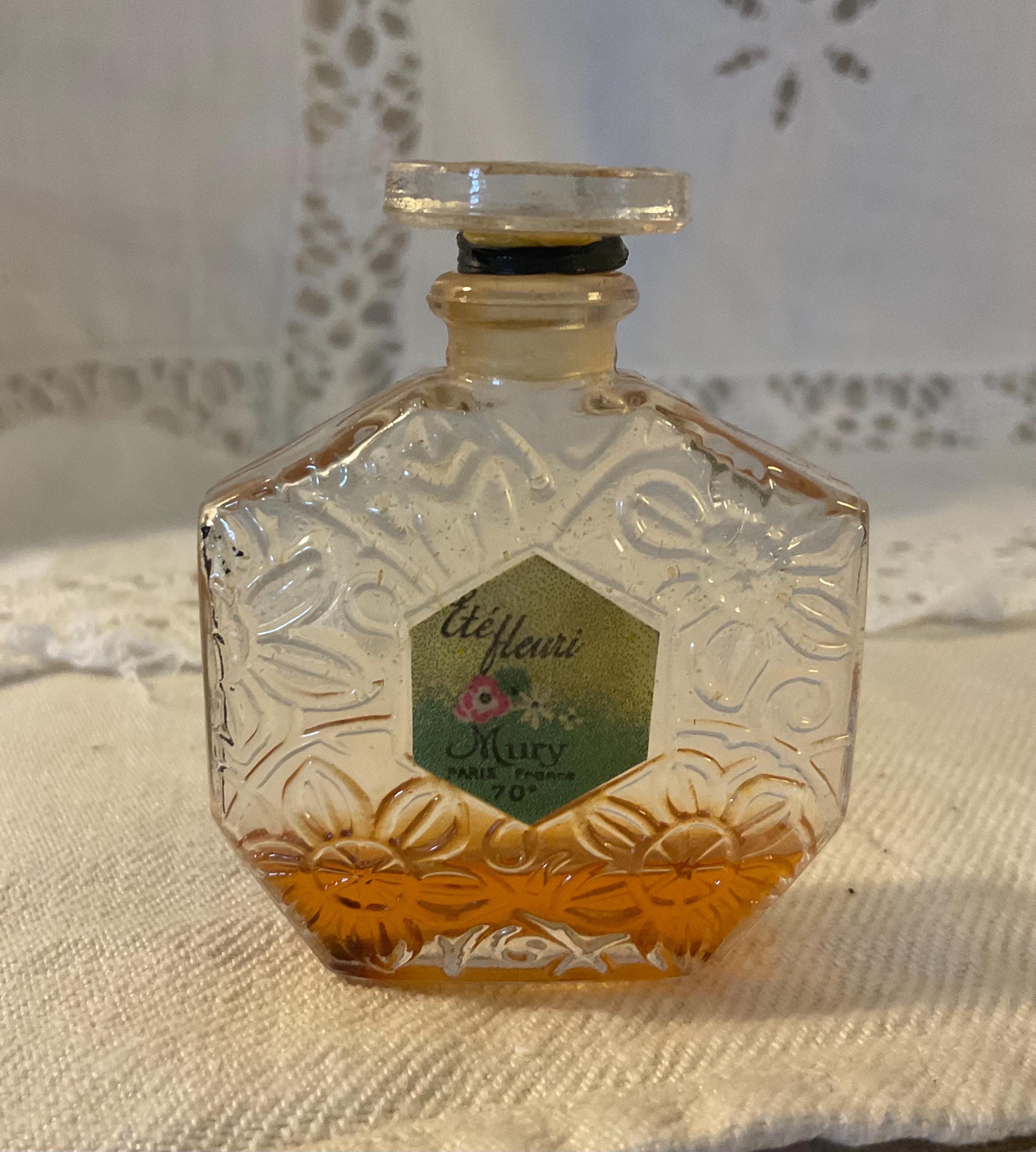 廃盤レア香水 ルネラリック リビングラリックレア ラリック LALIQUE