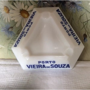 Vintage french opaque glass ashtray Porto Vieira De Souza
