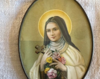 Vintage french Sainte Theresa glass souvenir picture