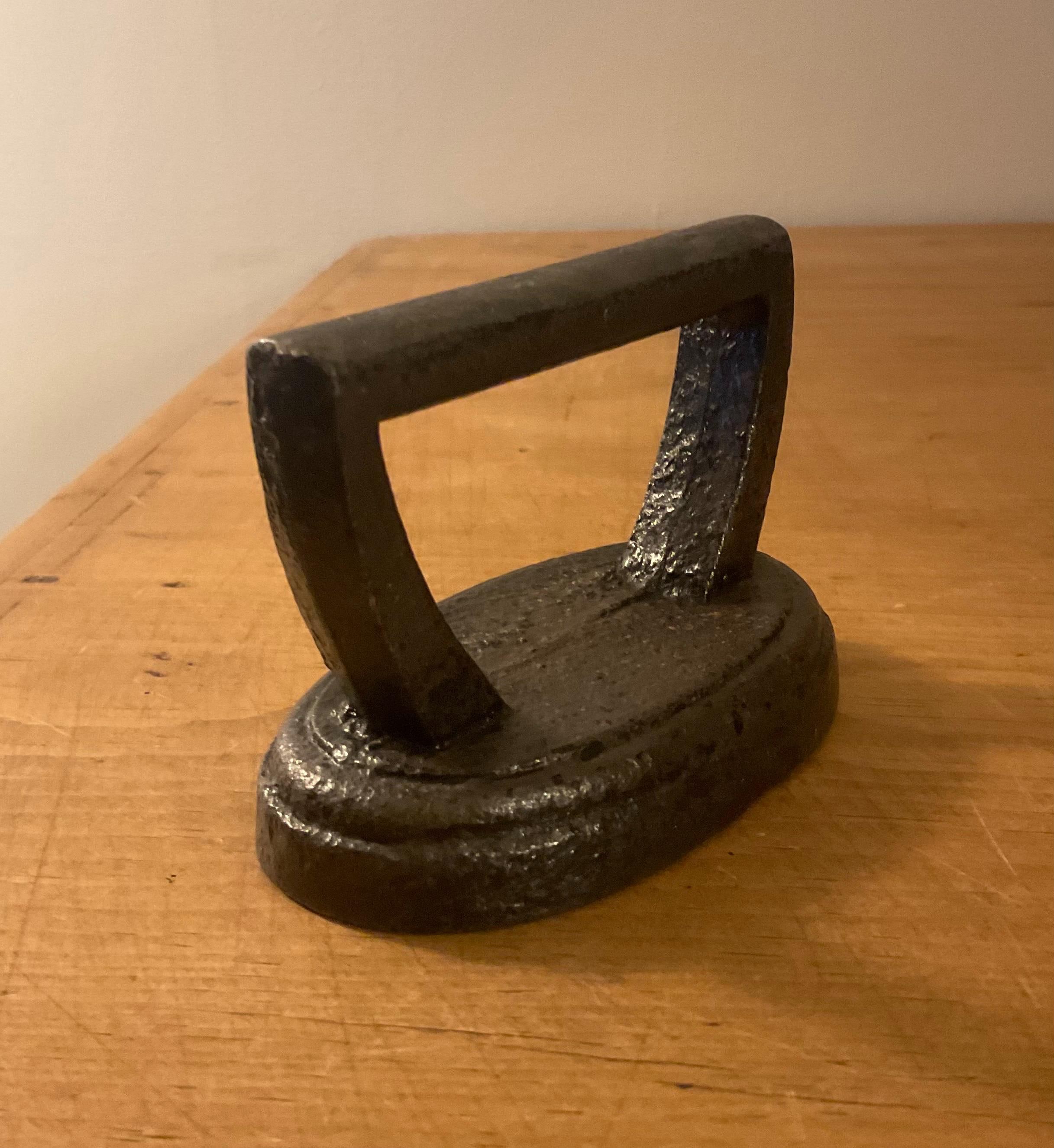 19世紀のフランスの古道具 Antique French Decorative Miniature Cast Flat Iron 19thc. - Etsy