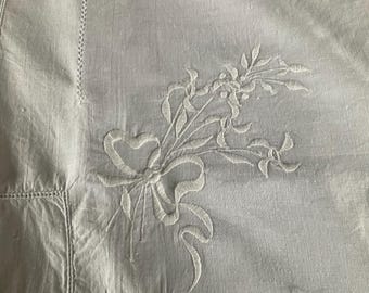 Vintage French embroidered cotton quilt/duvet cover.