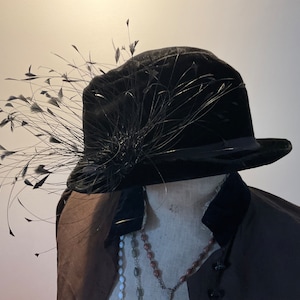 Fabulous antique french woman’s velvet hat circa 1910,early 1920’s