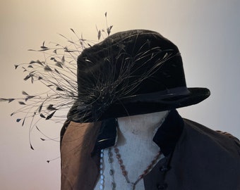 Fabulous antique french woman’s velvet hat circa 1910,early 1920’s