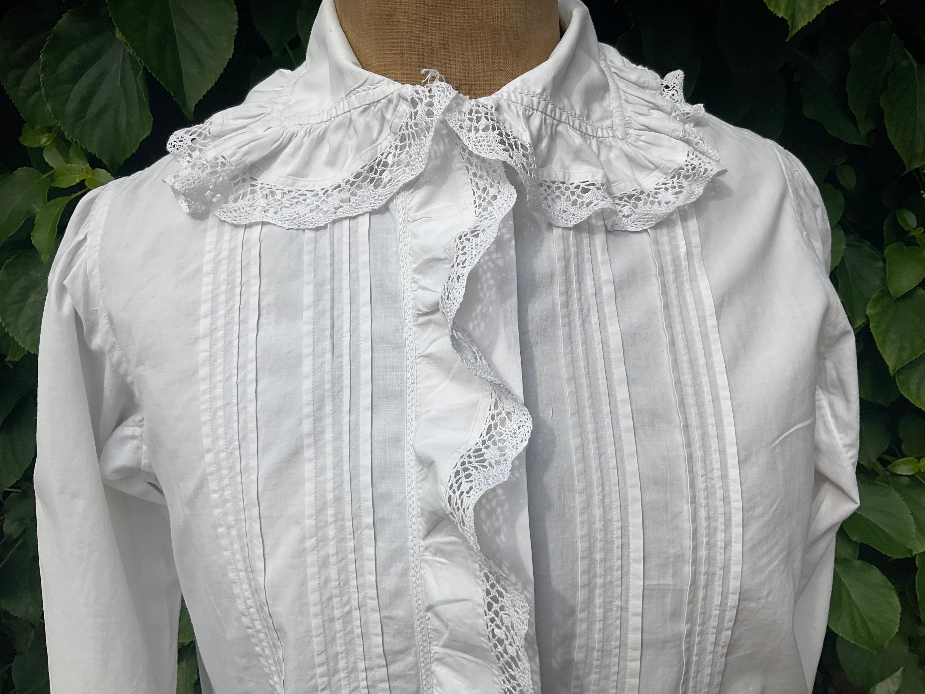 French Wave Embroidered Blouse [T0211]