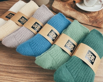 Wool Socks Women Autumn Winter Warm Cozy Socks, Cashmere Feel Fluffy Sleeping Socks Perfect Gift for Birthday Christmas Stocking