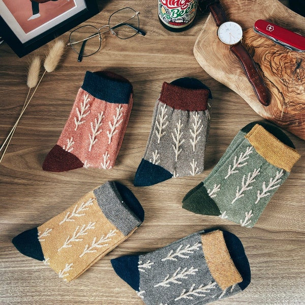 Wool Socks Sleeping Winter Socks Women Men Hiking Socks Autumn Winter Warm Boots Socks, Valentine’s Day Christmas Gift Stocking Fillers