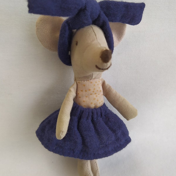 Navy skirt for Maileg little sister mouse, Maileg micro mice organic cotton skirt & headband, Handmade skirt doll matchbox mouse, girls gift