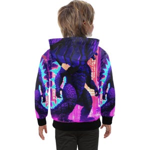 Op de afbeelding: Een zwarte hoodie met een paarse en roze grafische print van een monster met een skyline op de achtergrond.