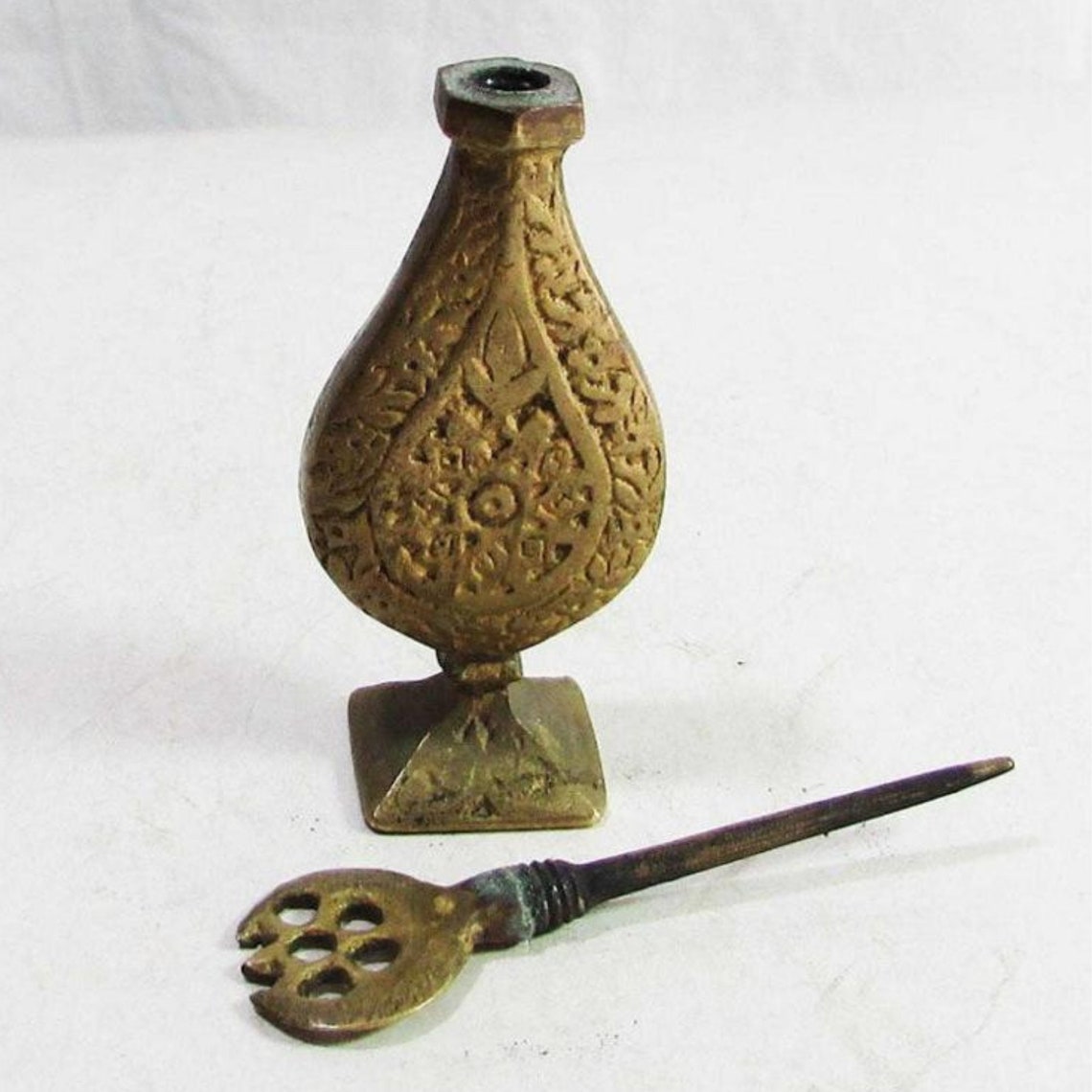 Antique Brass Kohl Bottle Ottoman Antique Brass Kajal Holder Etsy UK