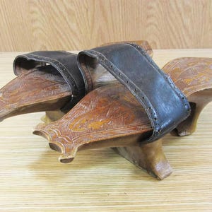 Antique Ottoman Clogs – Handmade Turkish Hammam Slippers | Wooden Bath Shoes | Vintage Hammam Decor | Oriental Spa Accessory