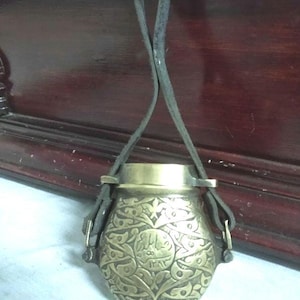 Ottoman Antique Brass Gunpowder Flask – Handmade Vintage Replica – Decorative Military Collectible – Oriental Home Decor Gift