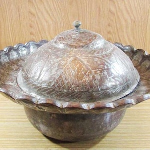 Olla otomana antigua de cobre con tapa / Cuenco vintage con tapa hecho a mano / Utensilios de cocina turcos rústicos / Decoración de Oriente Medio